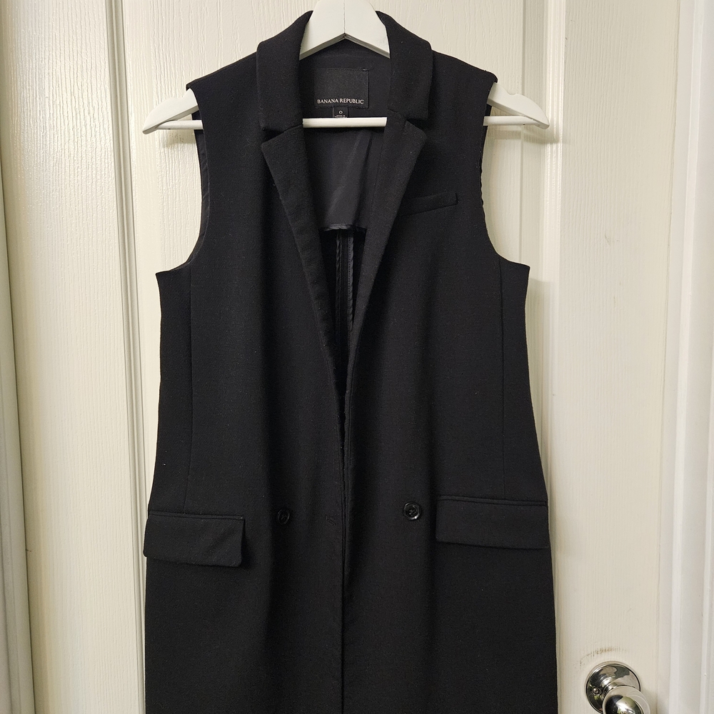 Banana Republic Long Office Wear Black Sleeveless Vest